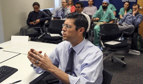 David Copenhaver conducts a UC Davis ECHO® Pain Management TeleMentoring session. (c) UC Davis Regents. All rights reserved.