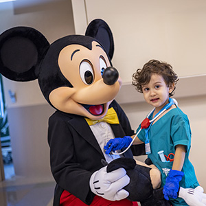 Pediatric patient with Mickey Mouse