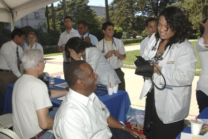 UC Davis medical students at the capitol in Sacramento. © UC Regents