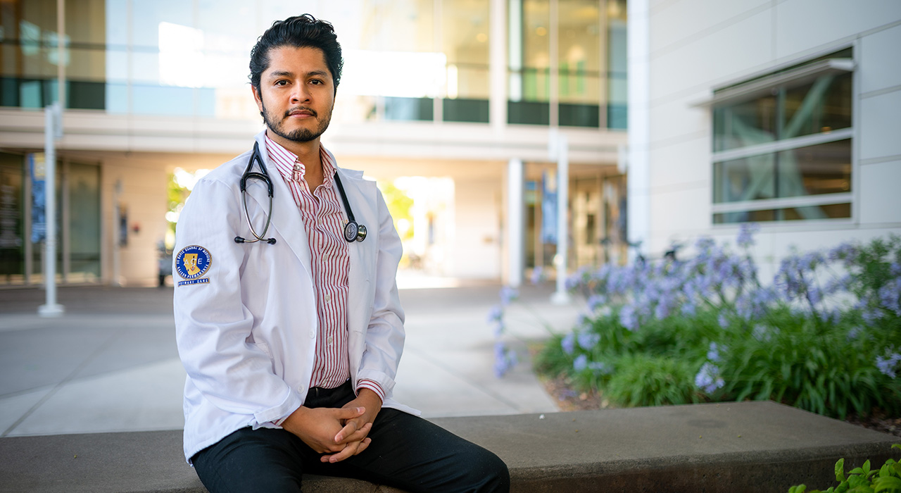 Edgar Velázquez, second year student at the UC Davis School of Medicine