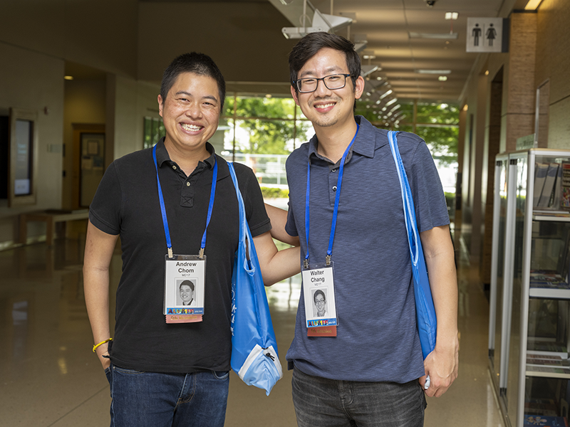 Class of 2017 colleagues Andrew Chomchuensawat and Walter Chang reconnect