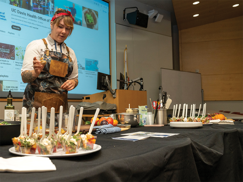 Sky Hanka, an integrative chef and culinary nutritionist, shares a healthy recipe with alumni.