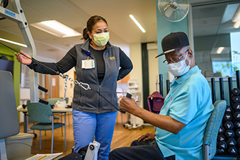 Respiratory therapists help patients maintain their pulmonary rehab goals during hot summer months. This year, with extra precautions due to COVID-19.