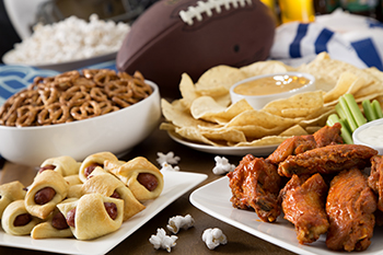 Super Bowl parties by the numbers: More people enjoy the snacks than the  actual game! - Study Finds