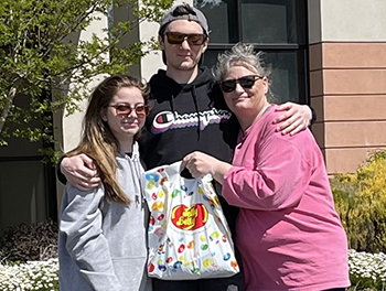 Through her Dream, Caroline Caldwell enjoyed some quality time with her son Austin and his girlfriend. 