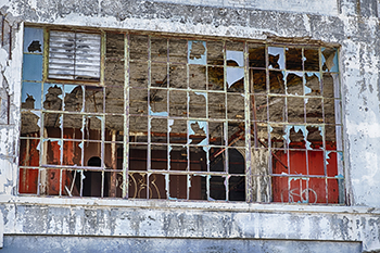 The “broken windows” theory proposes that unattended disorder leads to more disorder and inevitably more serious crimes.