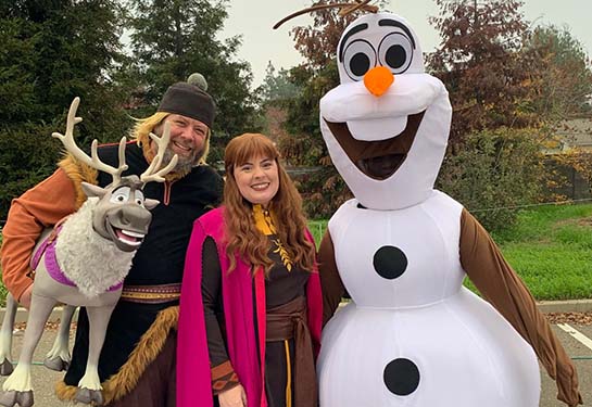 Group dressed as frozen characters