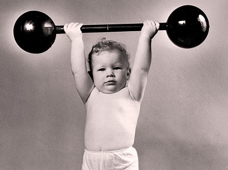 baby lifting weights