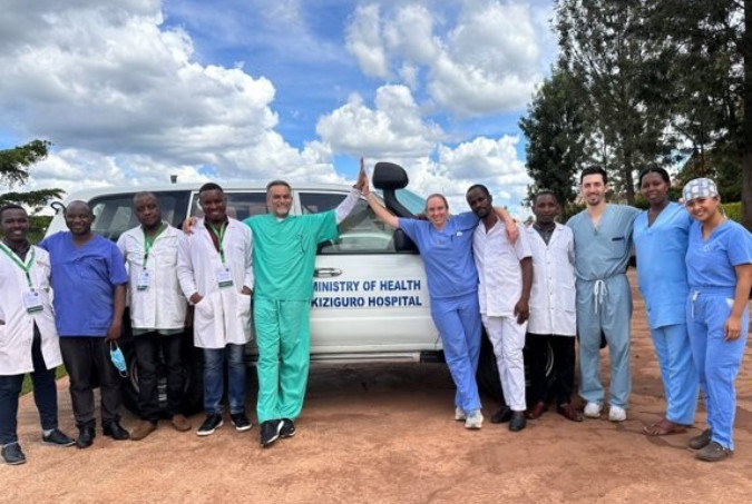 GI doctors working in Rwanda