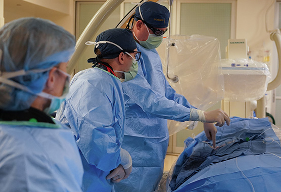 Sub-I observing an operation