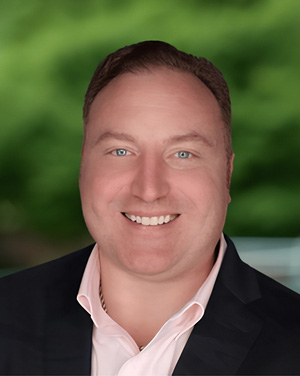 Ian Tuznik, MD