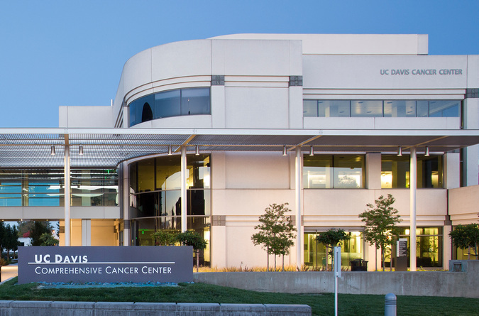 Exterior view of UC Davis Comprehensive Cancer Center south pavillion