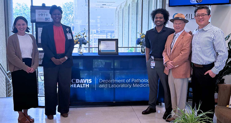 2025 CAP Distinguished Medical Student Award