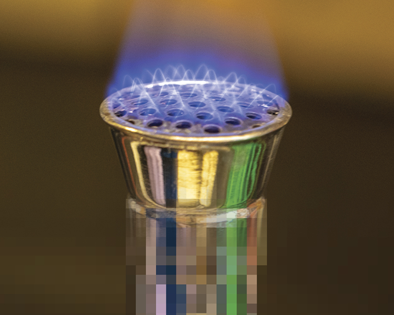closeup photo of a bunson burner